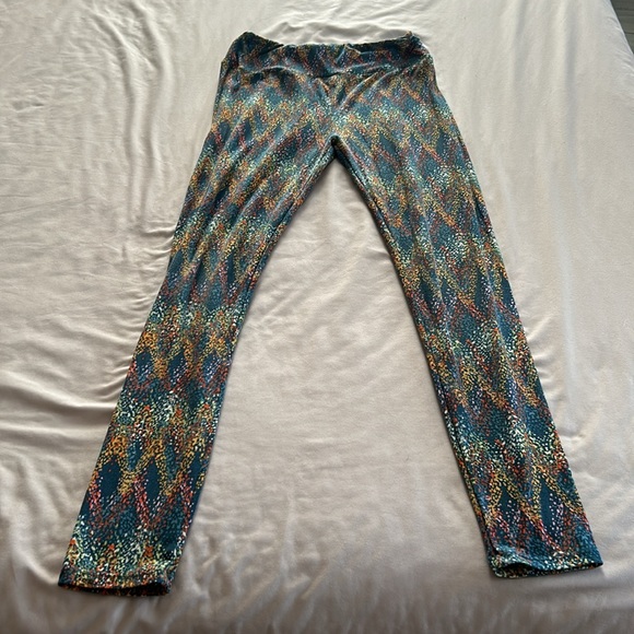 Lularoe leggings. One size. - Picture 3 of 4